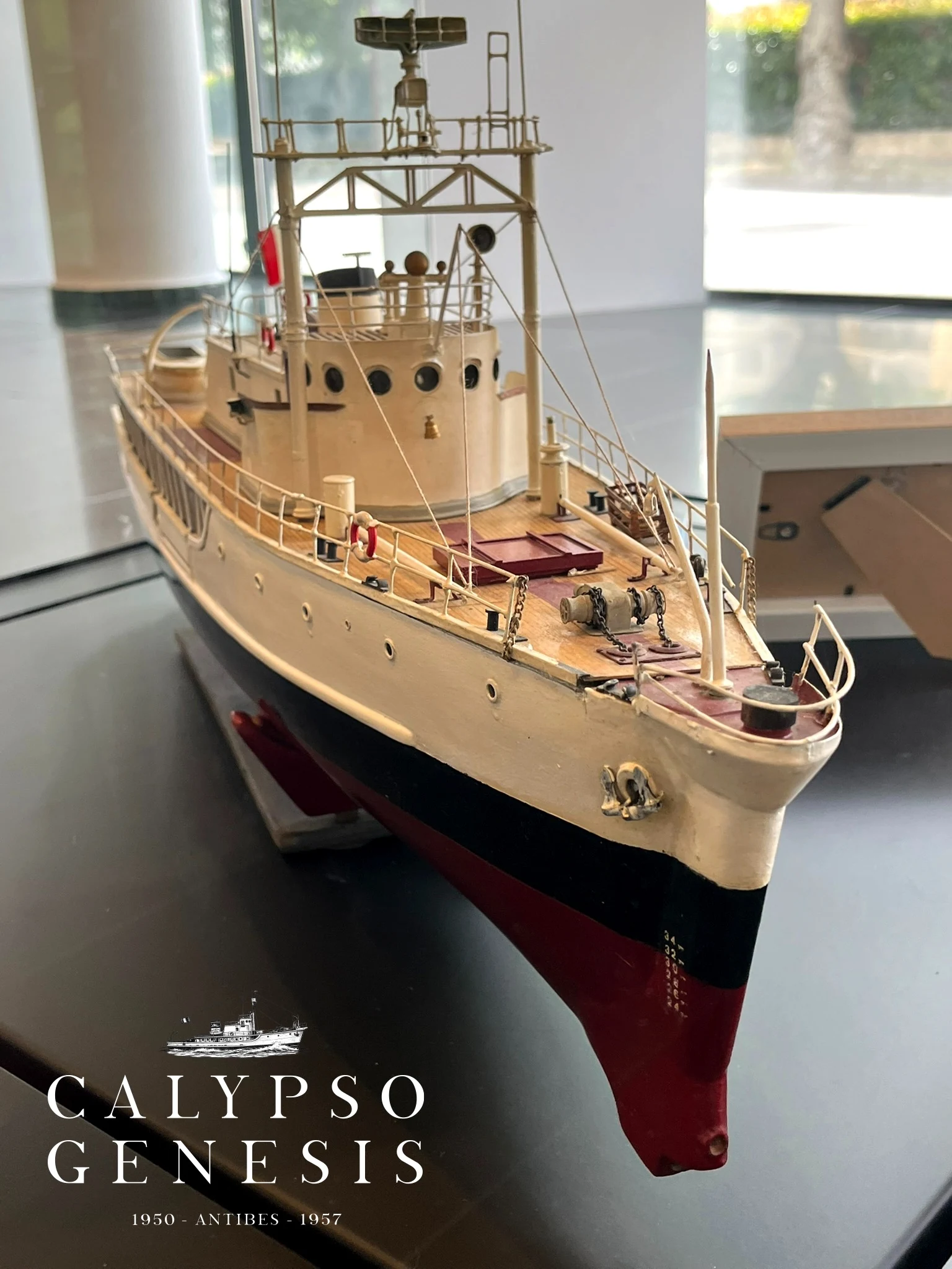 Maquette de la Calypso exposée à Antibes.